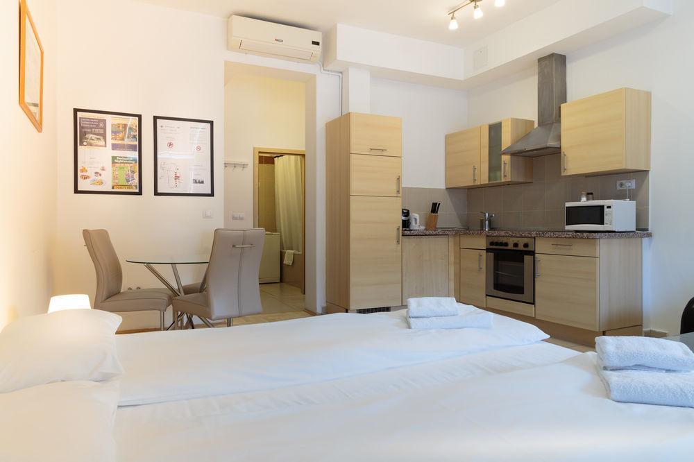 Synagogue View Guest House Budapest Ngoại thất bức ảnh